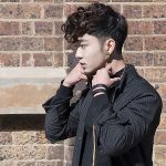 Curly-Pompadour
